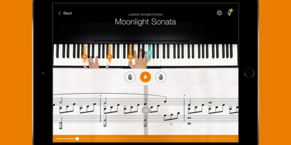 Flowkey programėlė mokintis groti pianinu